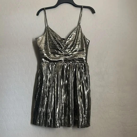 MICHAEL KORS Pleated Lamé Bustier Dress - Picture 4 of 7